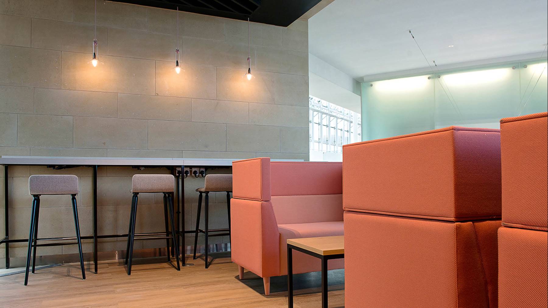 Alderley Park Block 30 Breakout Areas, photo 3