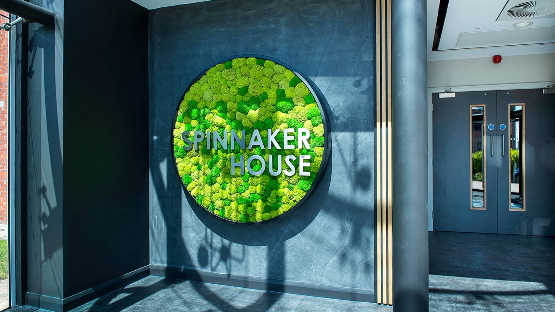 HE Simm, Spinnaker House, photo 1