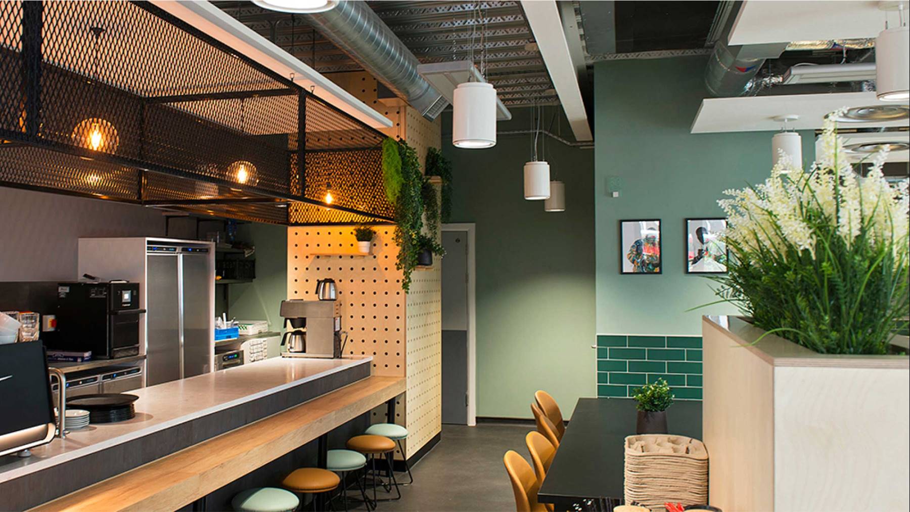LD24 Cafe, Altrincham, photo 3
